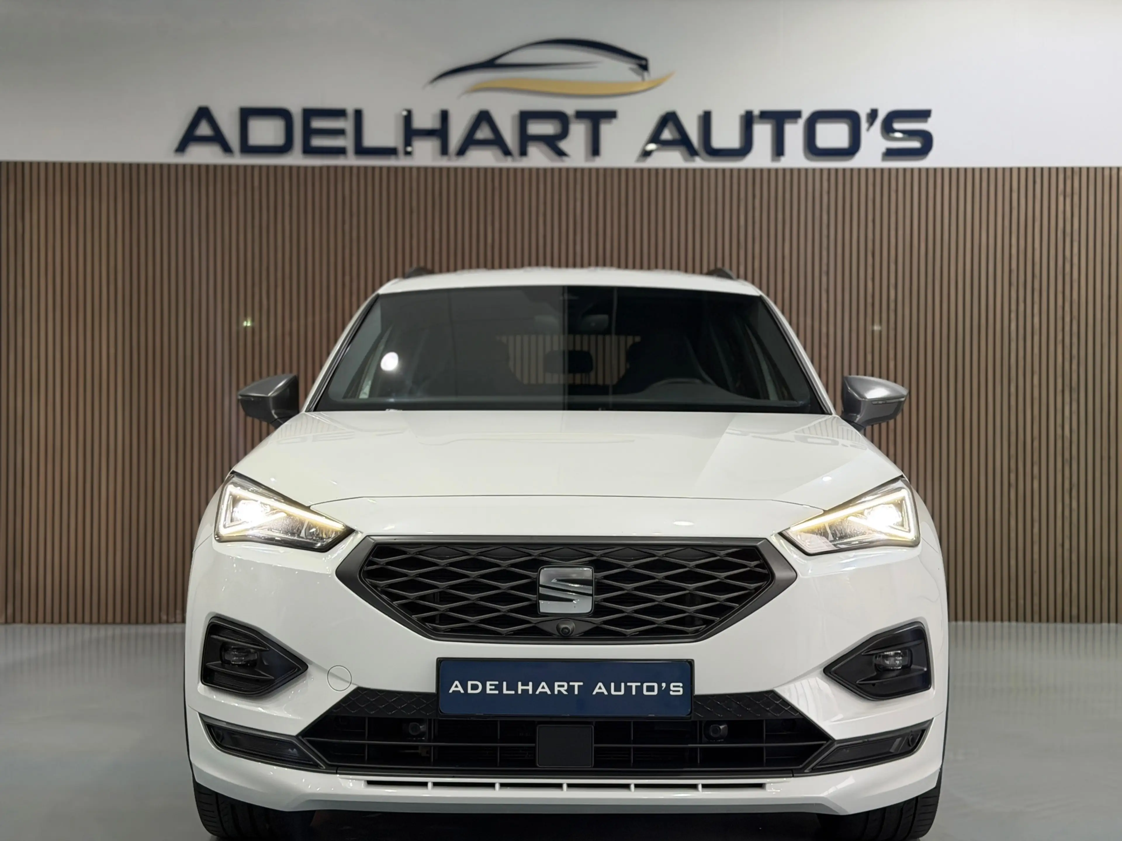 SEAT Tarraco 1.4 TSI e-Hybrid PHEV FR Business Intense / Naviga — photo 4