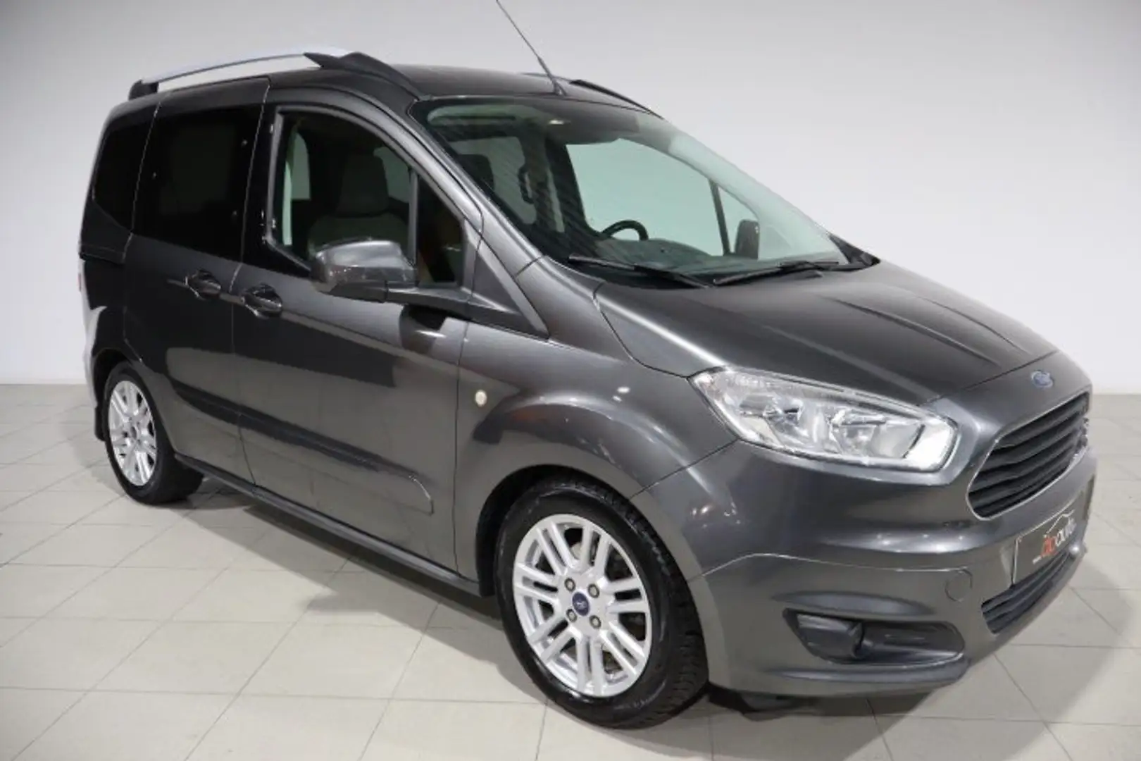 Ford Tourneo Courier 1.5 TDCi Trend - 2