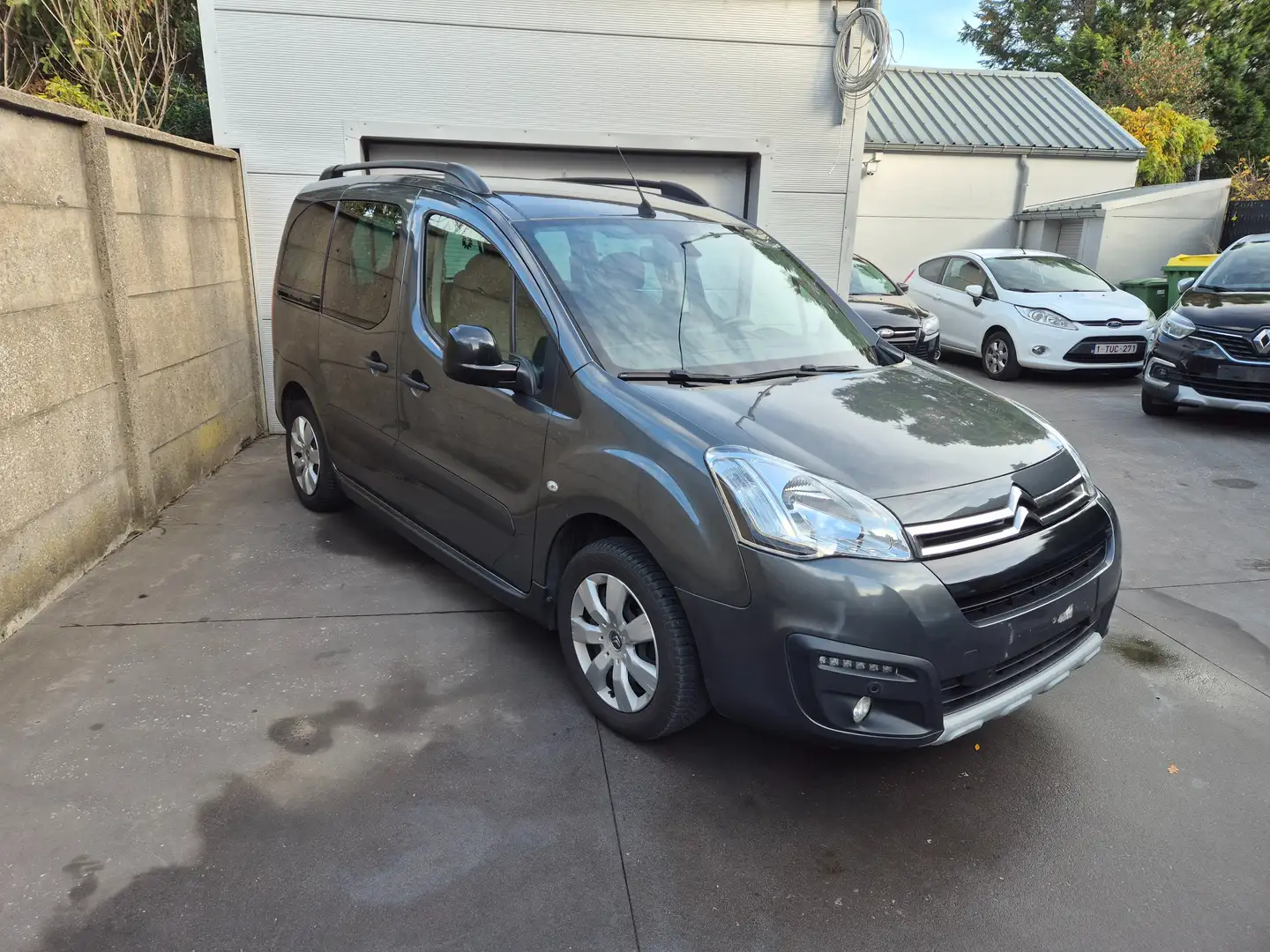 Citroen Berlingo Berlingo 1.6 HDi 100 Euro 6, Gps, impec, Garantie. Grijs - 2