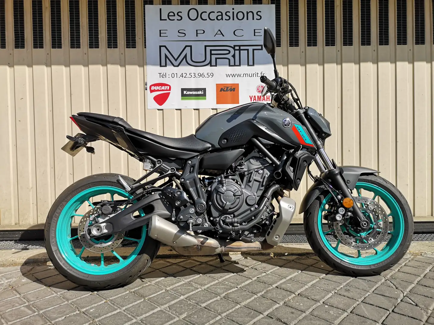 Yamaha MT-07 Gris - 1