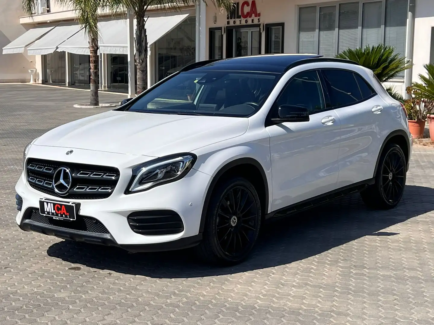 Mercedes-Benz GLA 200 GLA 200 d Night Edition auto - 1