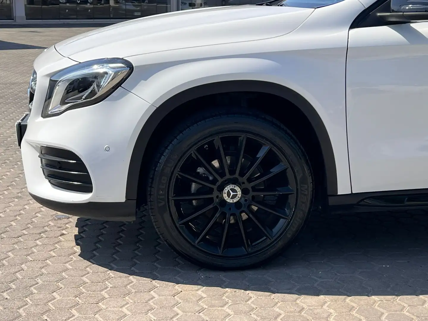 Mercedes-Benz GLA 200 GLA 200 d Night Edition auto - 2