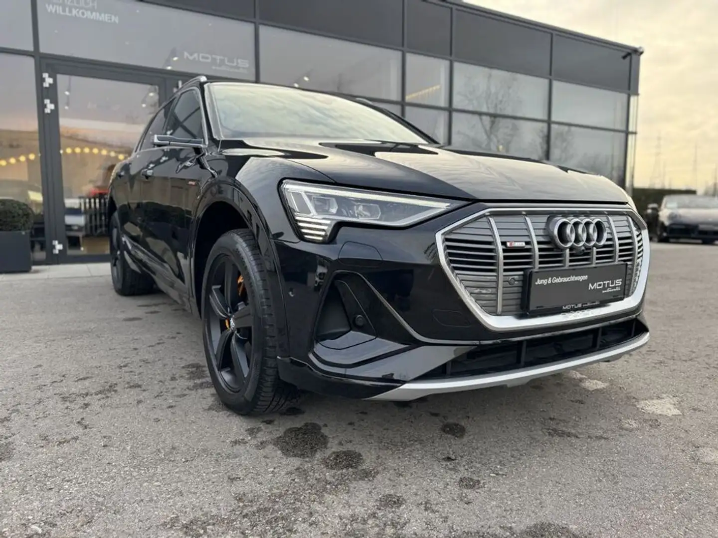 Audi e-tron E-tron 55 quattro S-line AKTIONSPREIS! Noir - 1