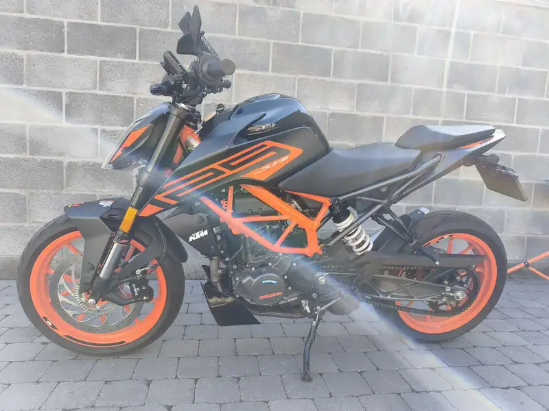 KTM 125 DUKE - foto 3