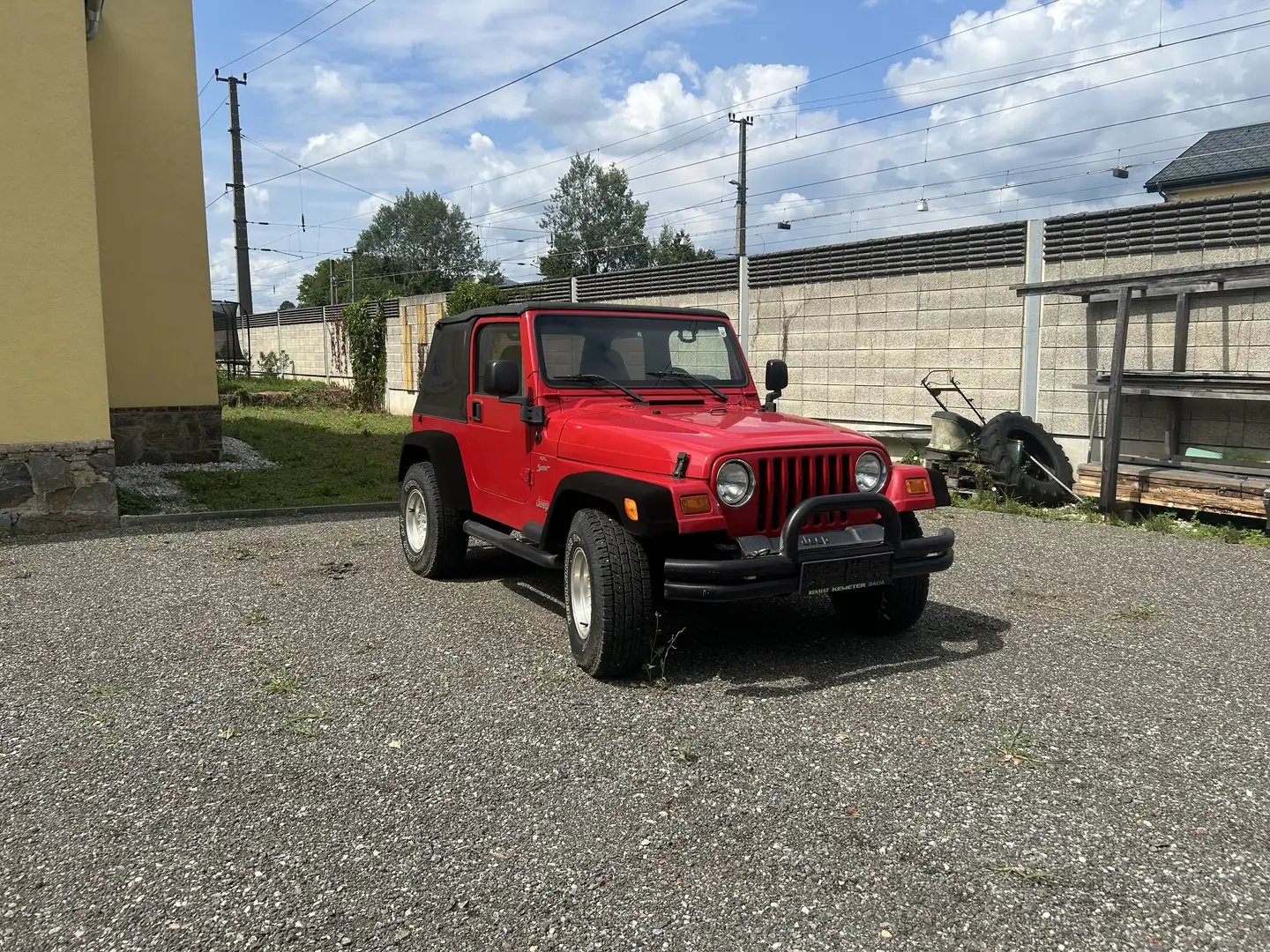 Jeep Wrangler 4,0 Sport Hard Top Aut. Rot - 2