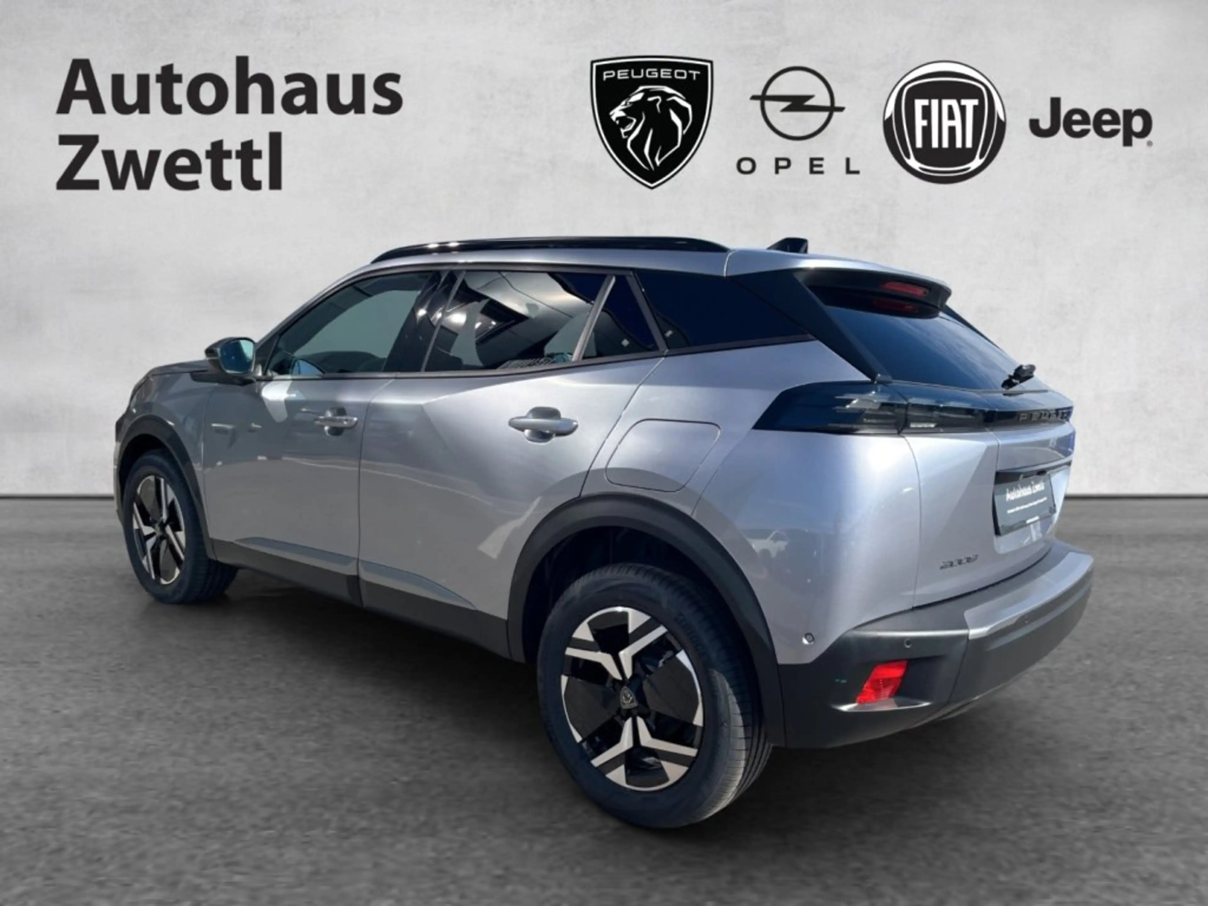Peugeot 2008 Allure MHEV 110 e-DCS6 — photo 4