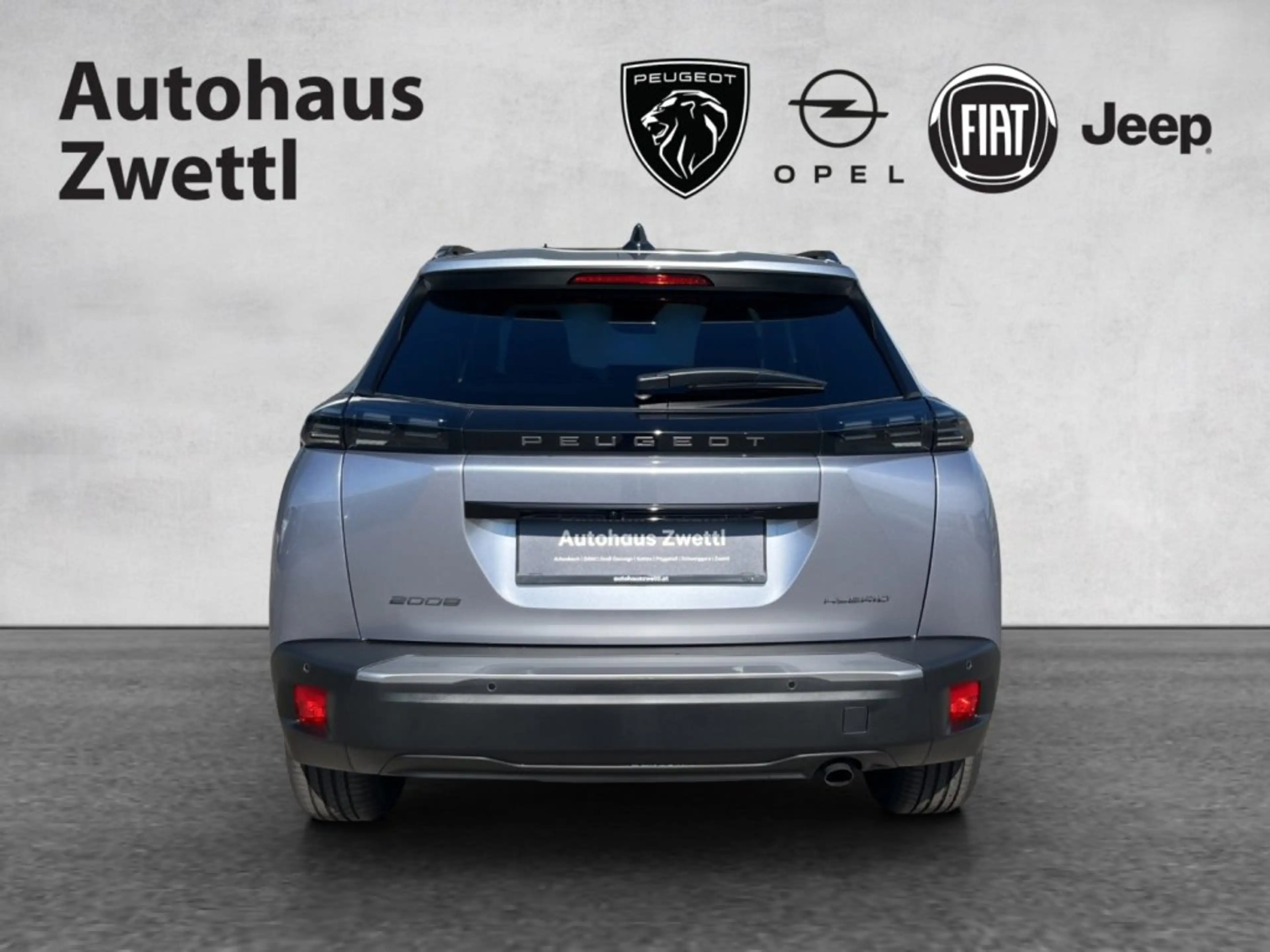 Peugeot 2008 Allure MHEV 110 e-DCS6 — photo 5