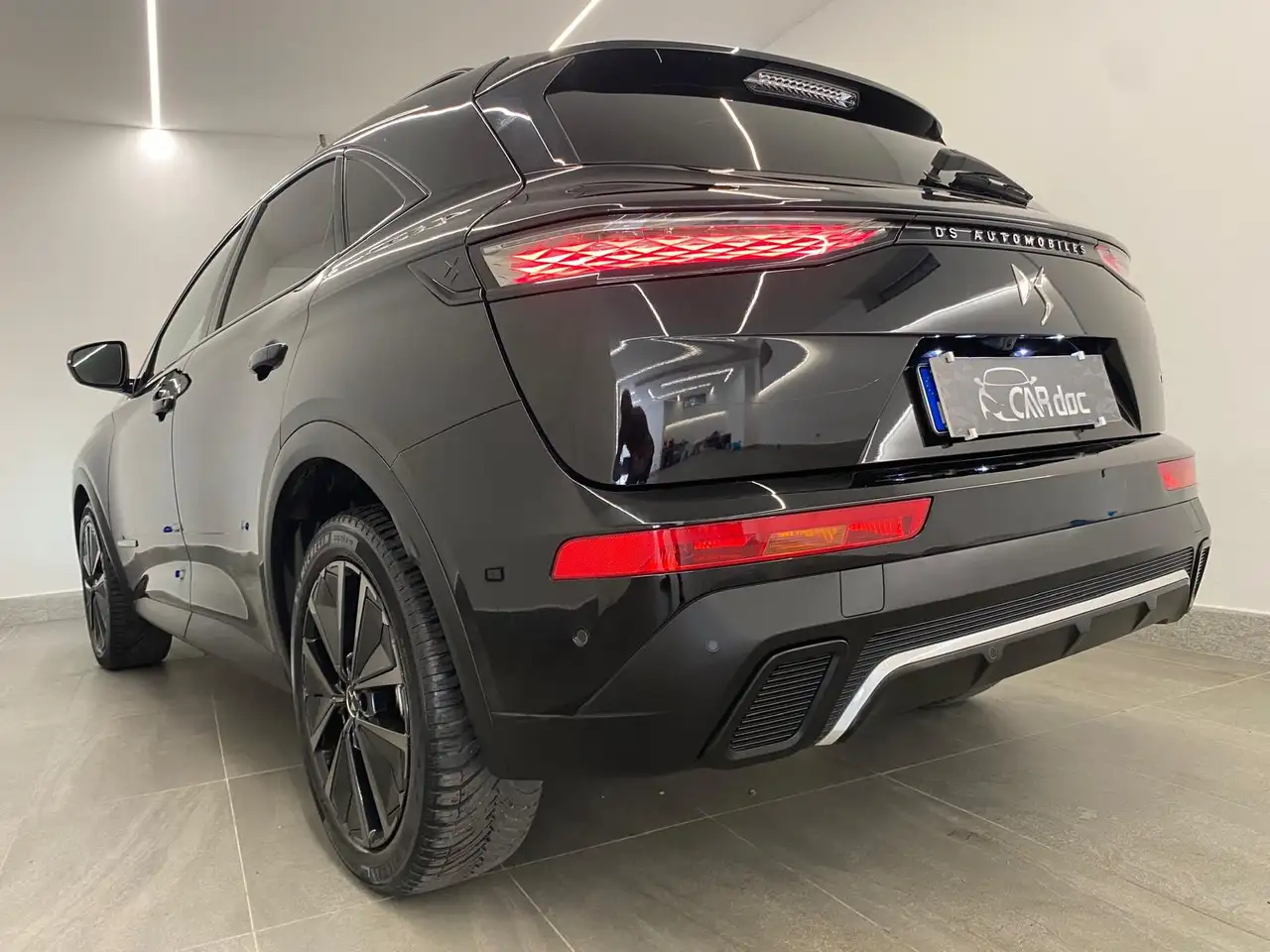 DS Automobiles DS 7 Crossback 2024