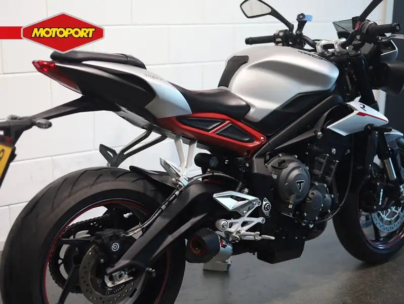 Triumph Street Triple 765 - foto 3