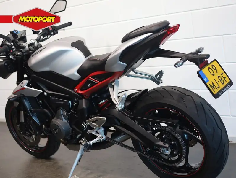 Triumph Street Triple 765 - foto 6