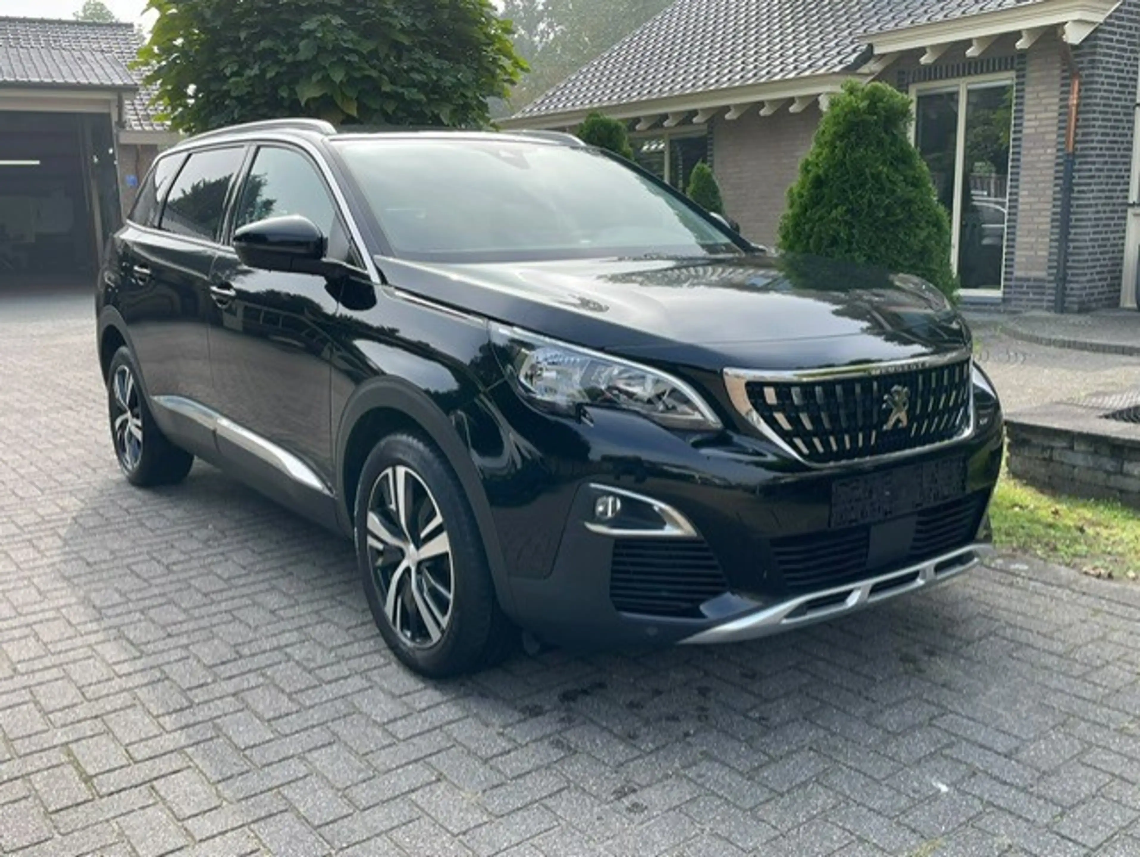 Peugeot 5008 1.2 PureTech Allure