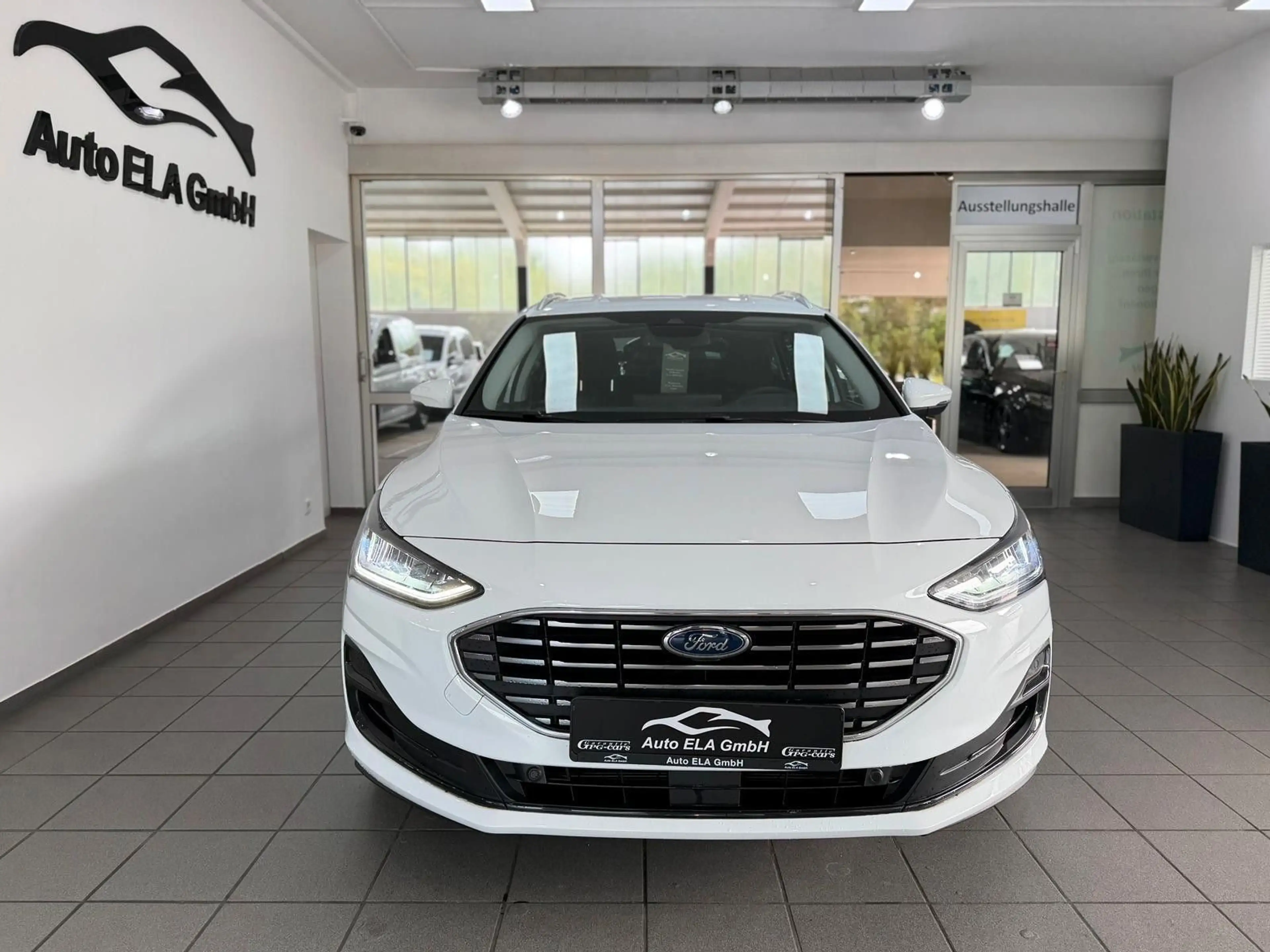 Ford Focus Turnier Titanium Automatik 1.Hand|AHK|Kam. — photo 9