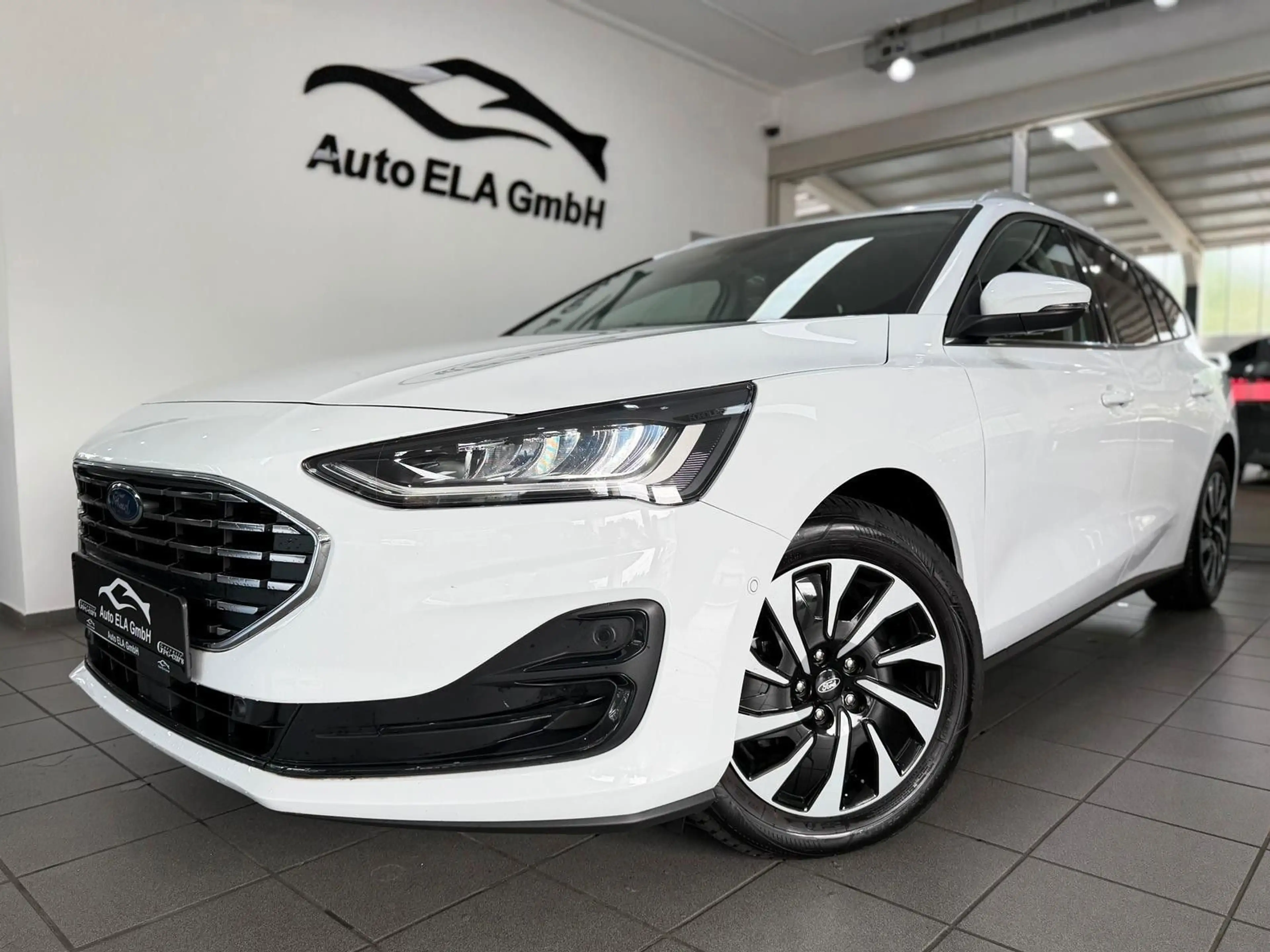 Ford Focus Turnier Titanium Automatik 1.Hand|AHK|Kam. — photo 4