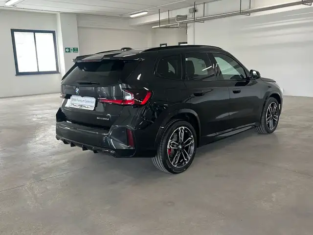 BMW X1 view 3