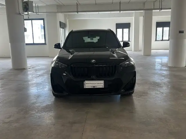 BMW X1 view 5