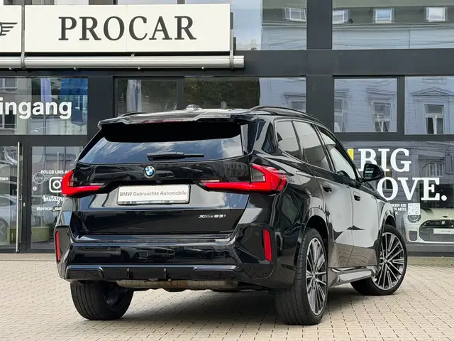 BMW X1 view 2