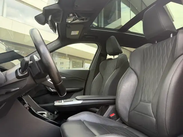 BMW X1 view 8