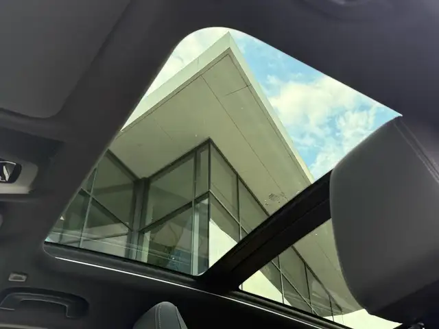 BMW X1 view 9