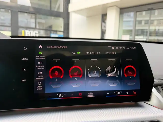 BMW X1 view 12