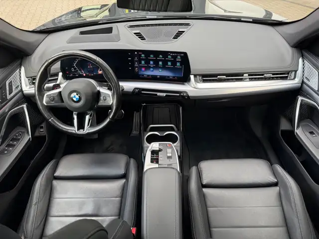 BMW X1 view 3