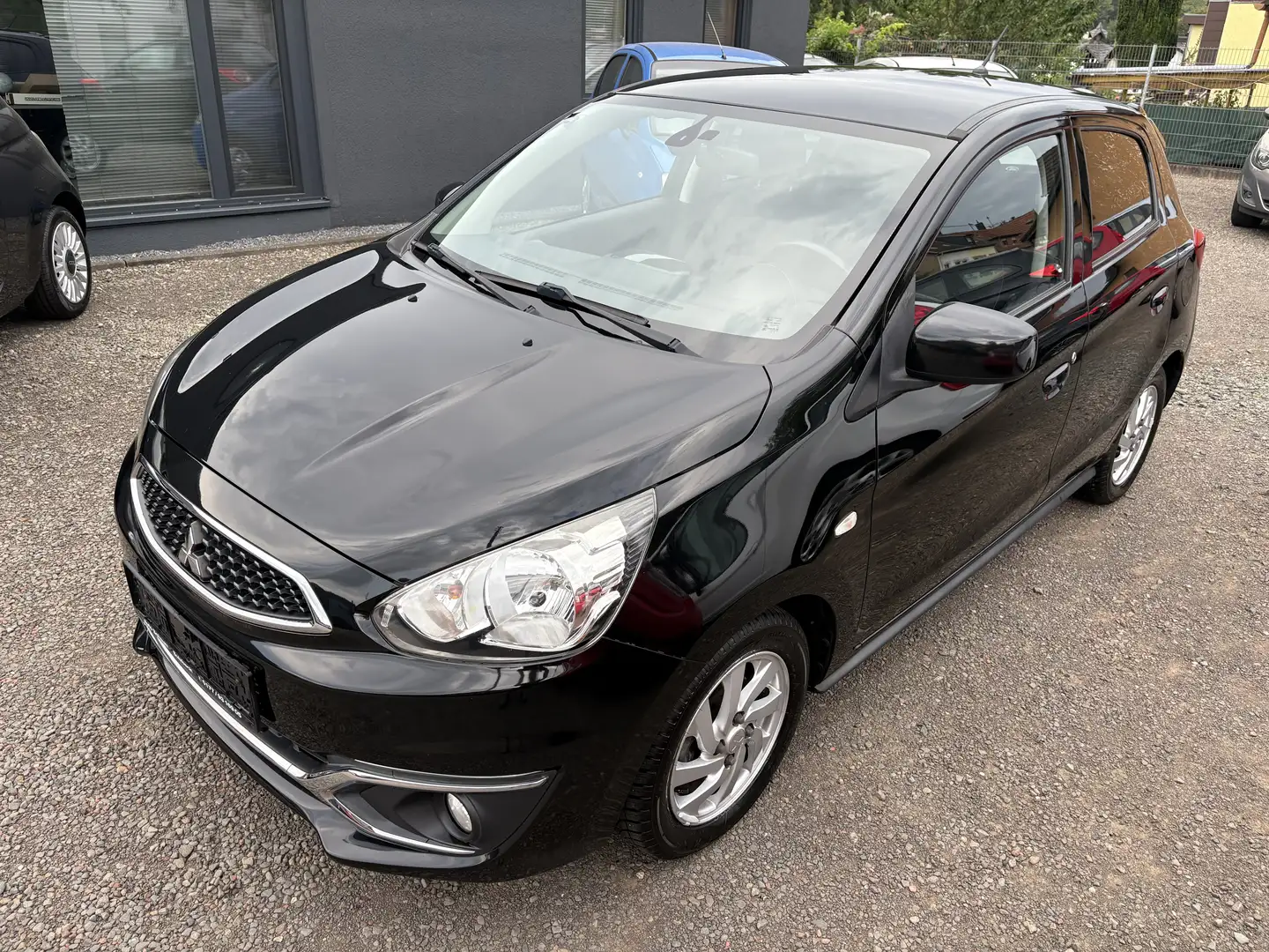 Mitsubishi Space Star 1.2* Diamant Edition* Sitzheizung*Klima* Noir - 1