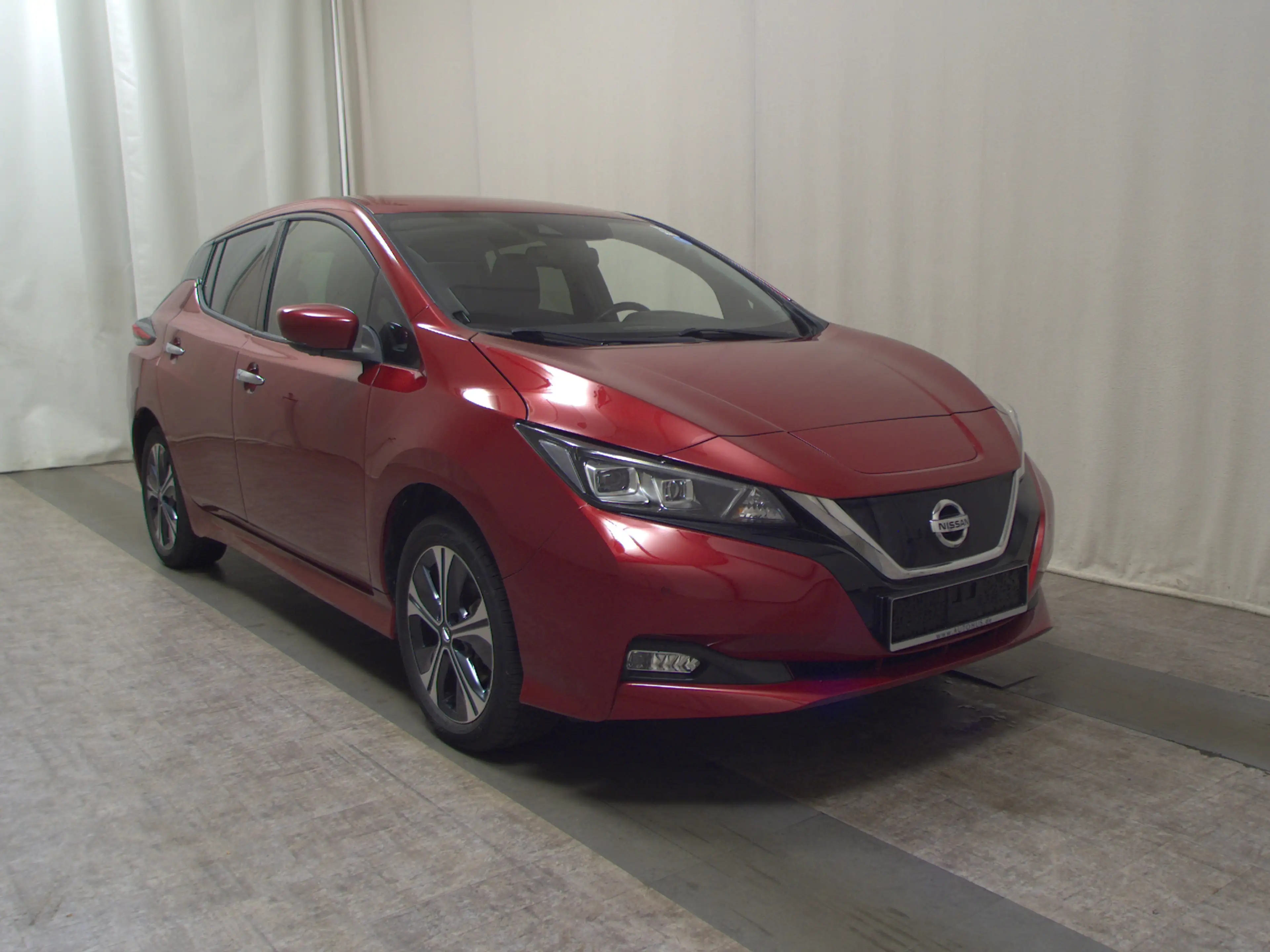 Nissan Leaf LEAF NAVI KLIMAAUT LED RADIO TEMPO SHZ VC RFK 360° — photo 3