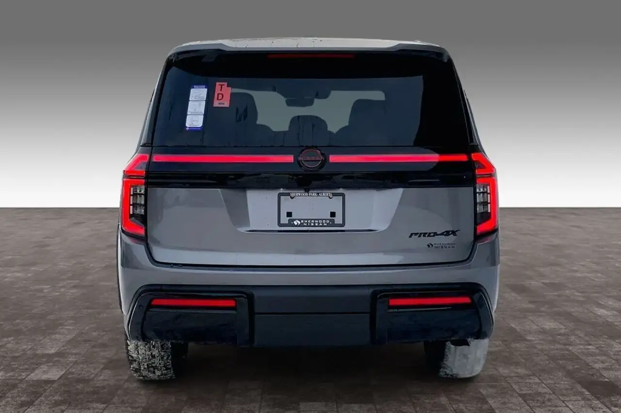 Nissan Armada снимка Nissan Armada