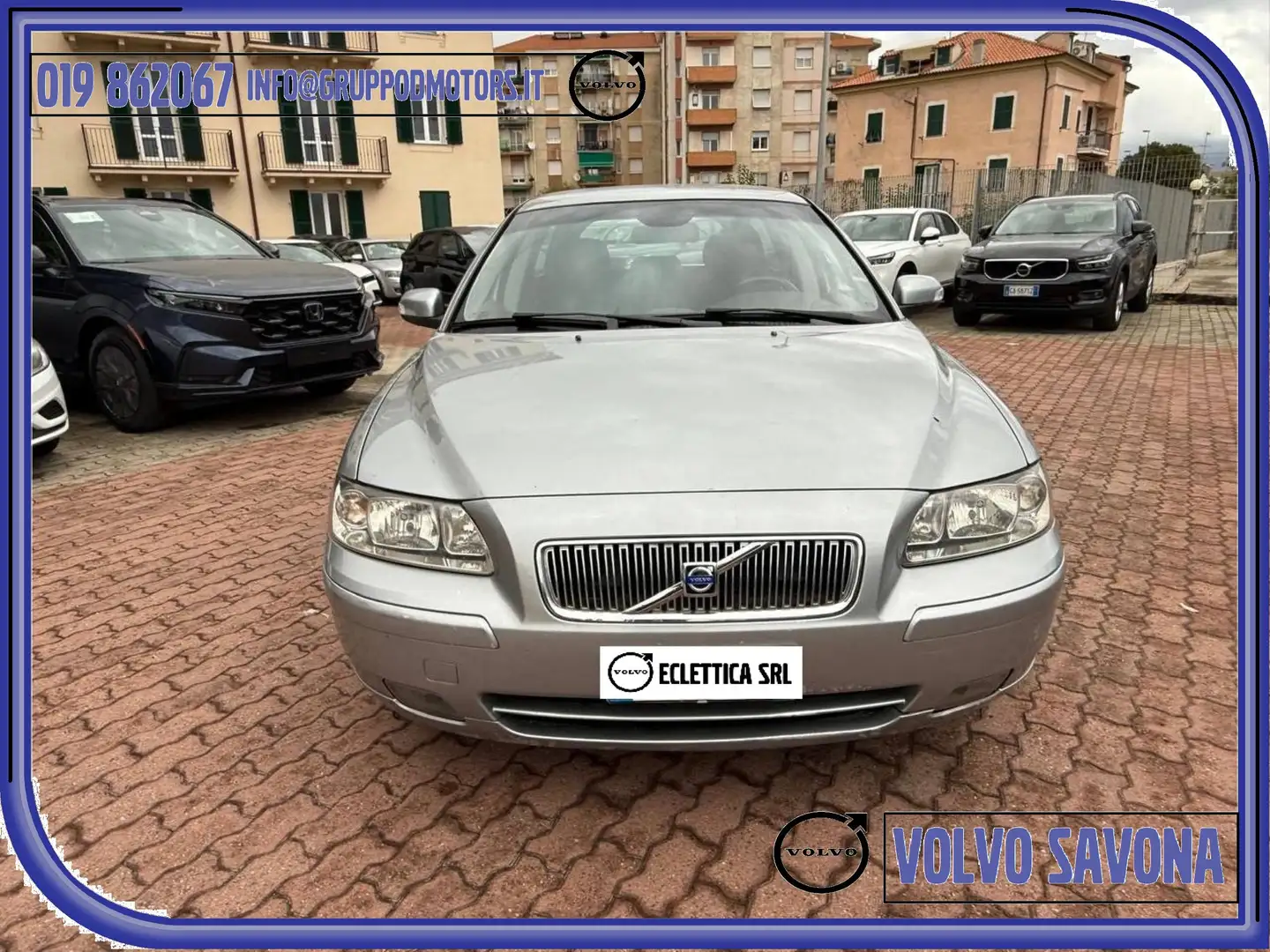 Volvo V70 2.4 d5 Sport185cv ProprietarioUnico TagliandiVolvo Argento - 1