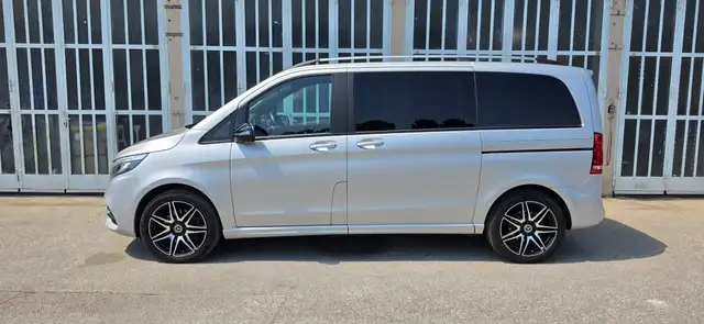 Mercedes-Benz V 300 d AMG 4MATIC *7 Sitze*Navi*360Kamera*El. Türe* Ansicht 2