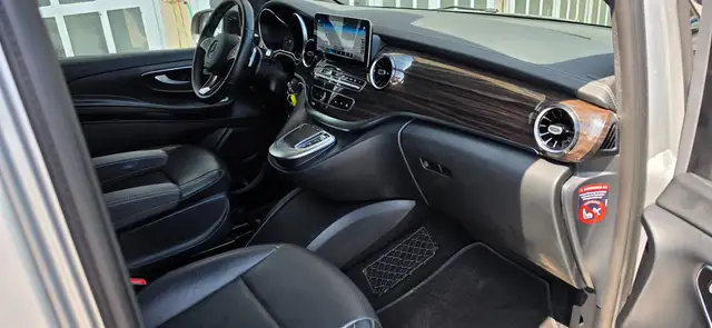 Mercedes-Benz V 300 d AMG 4MATIC *7 Sitze*Navi*360Kamera*El. Türe* Ansicht 15