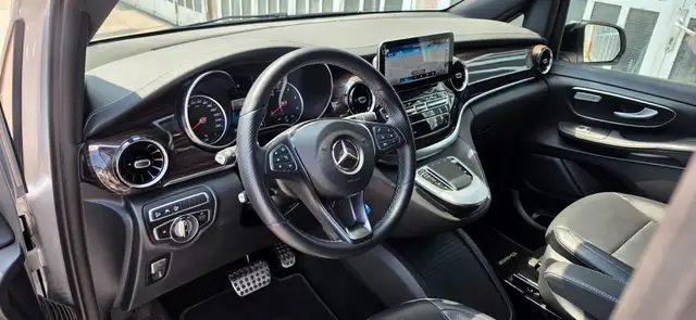 Mercedes-Benz V 300 d AMG 4MATIC *7 Sitze*Navi*360Kamera*El. Türe* Ansicht 11