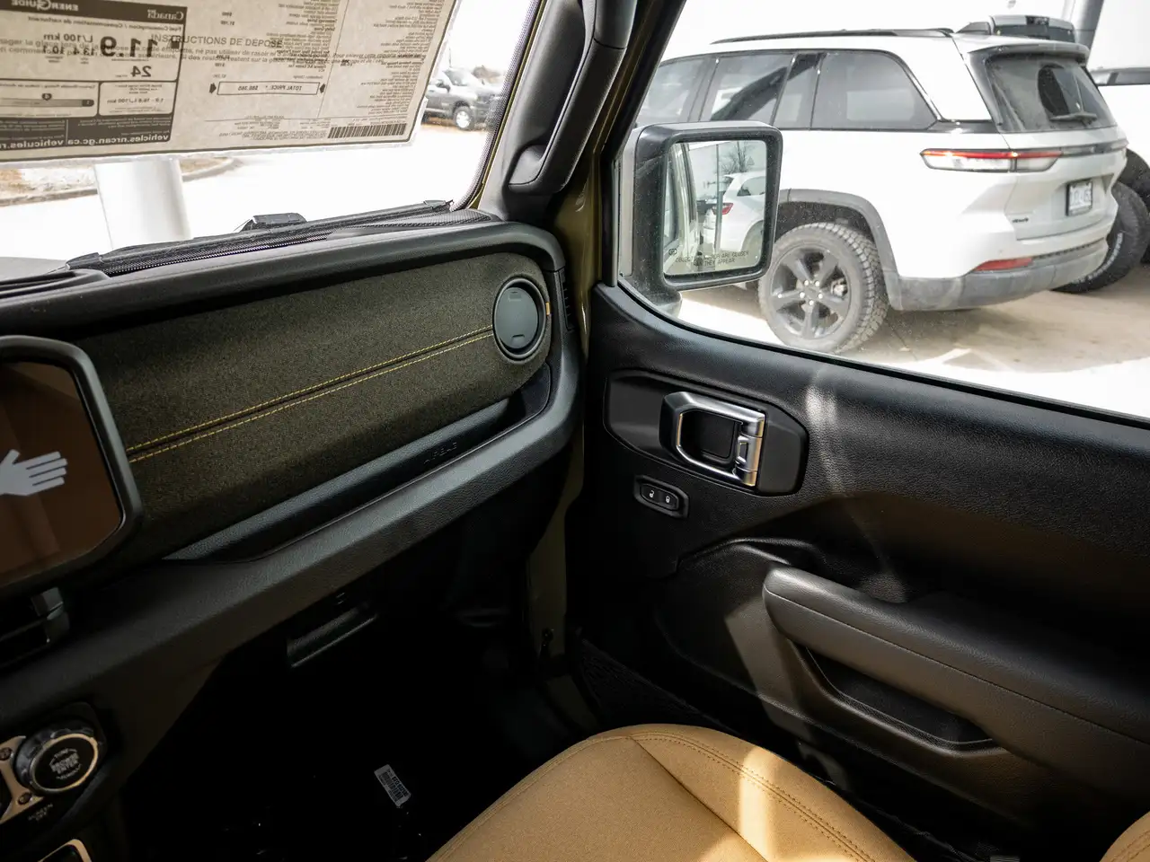 Jeep Wrangler снимка Jeep Wrangler