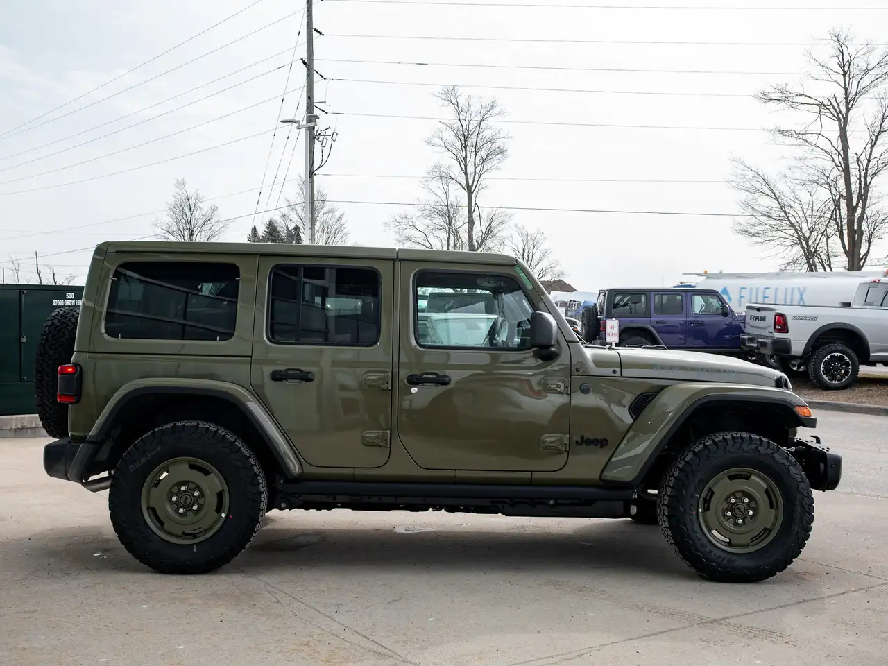 Jeep Wrangler снимка Jeep Wrangler