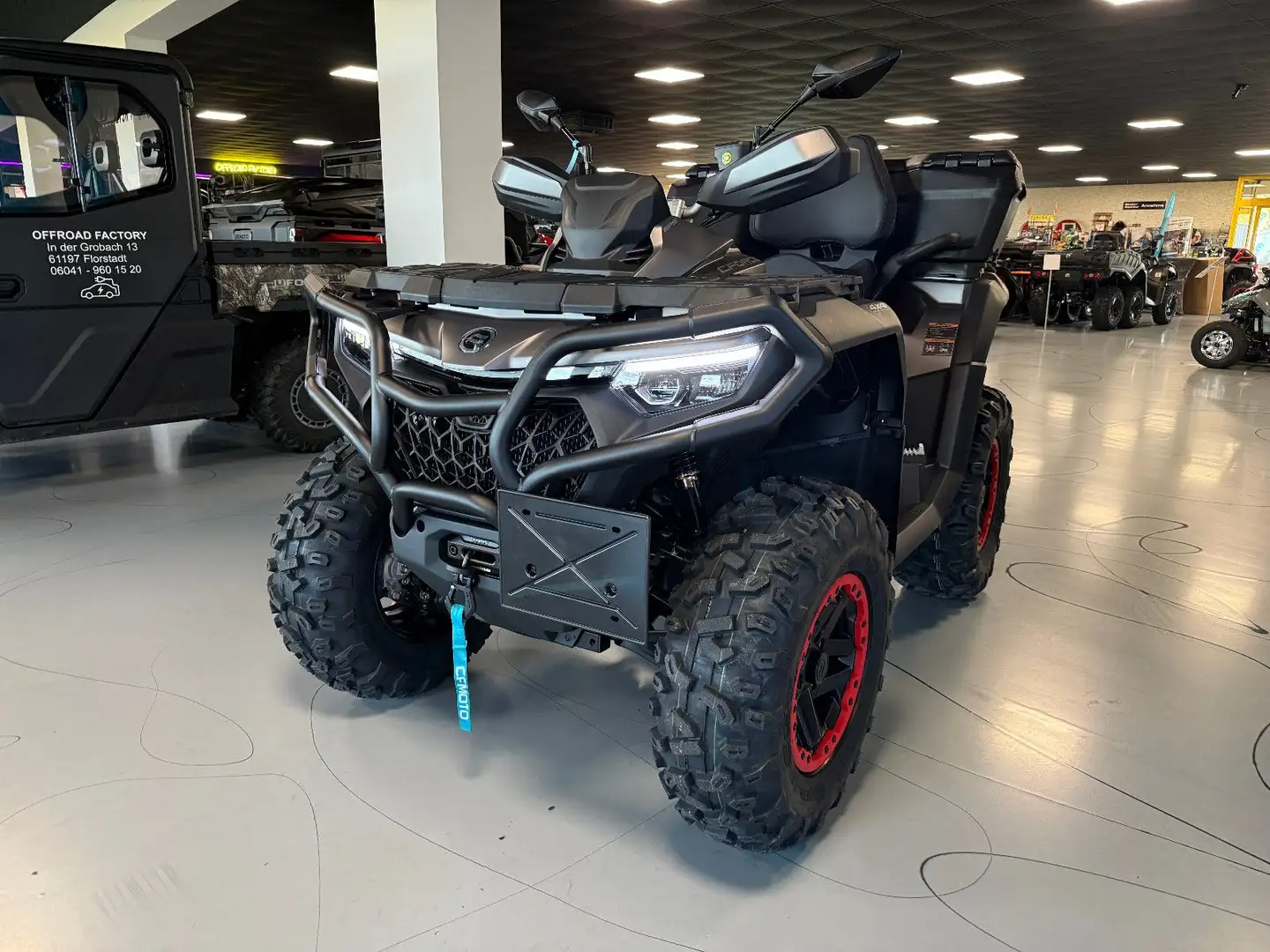 Autres CFORCE 850 TOURING PRO Modell 2026 Gris - 1