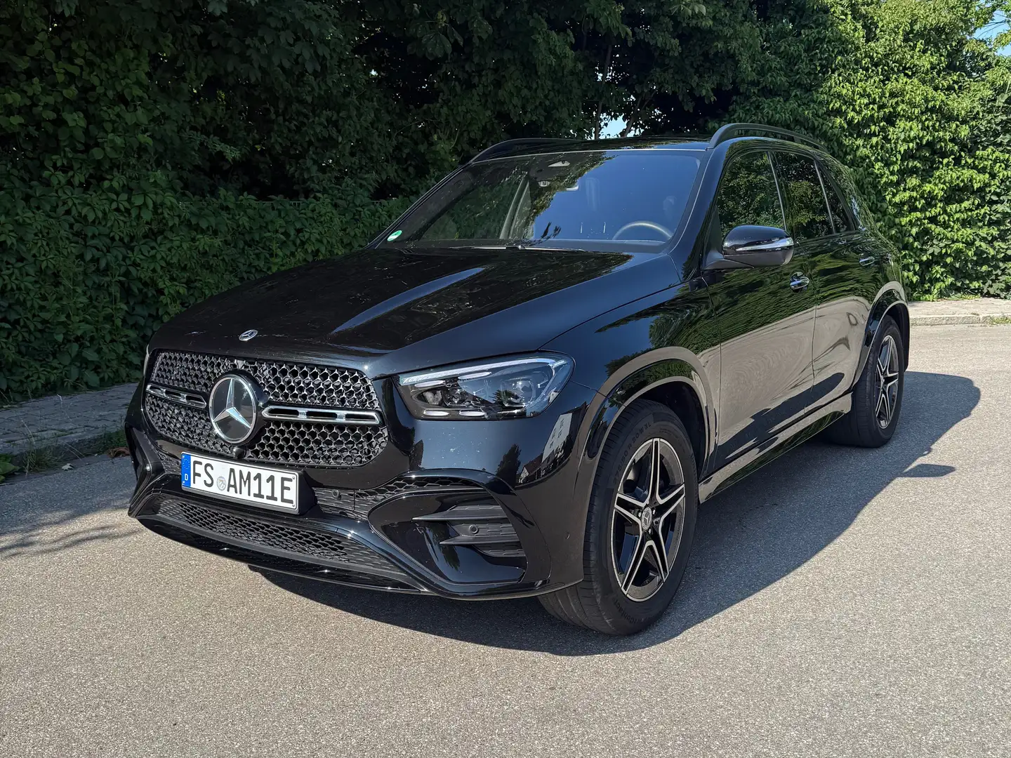 Mercedes-Benz GLE 400 GLE 400e Voll/Garntie/AMGLine/MwSt. Schwarz - 1