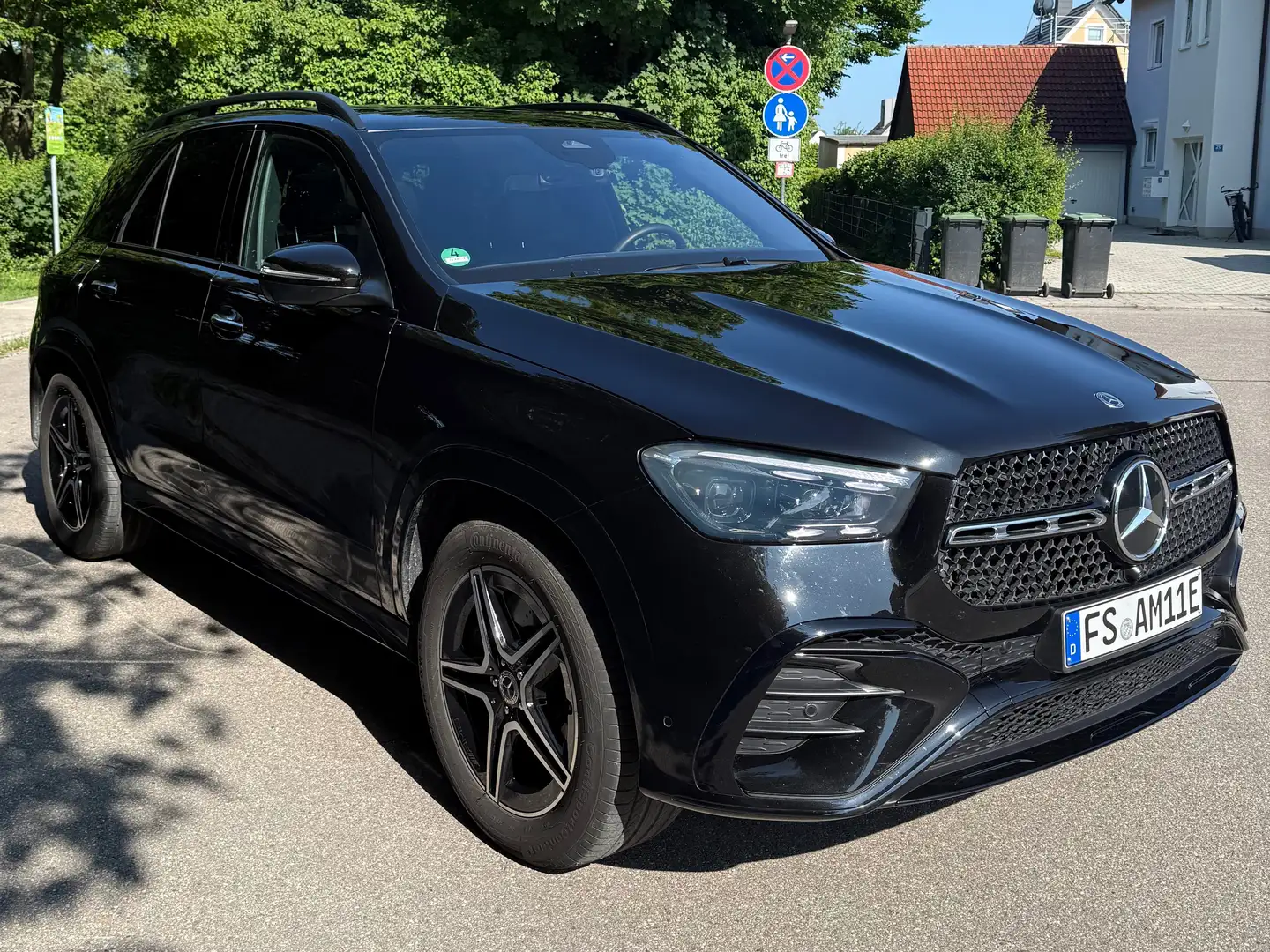 Mercedes-Benz GLE 400 GLE 400e Voll/Garntie/AMGLine/MwSt. Schwarz - 2