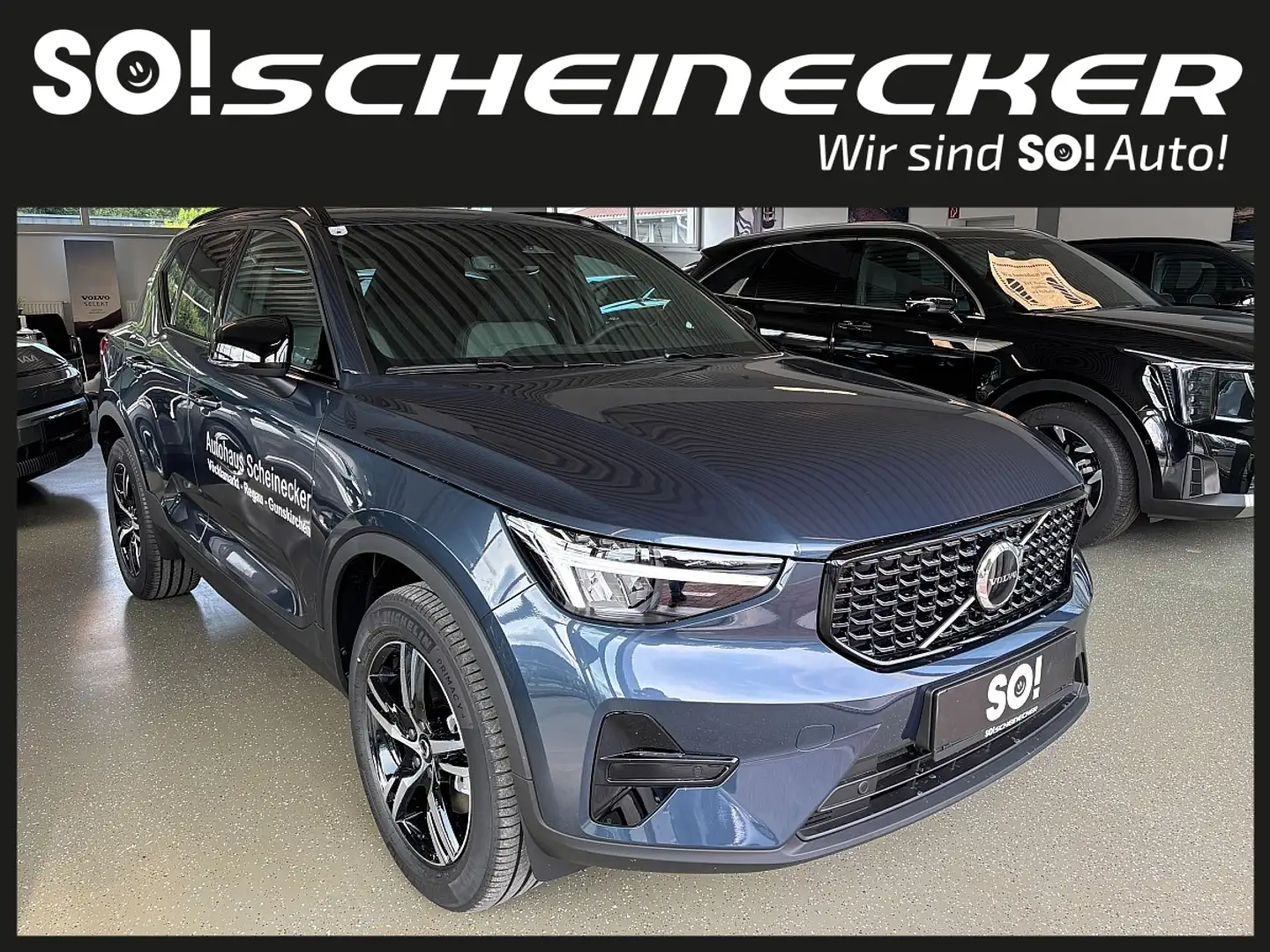 Volvo XC40 B3 Plus Dark Aut. Blau - 1