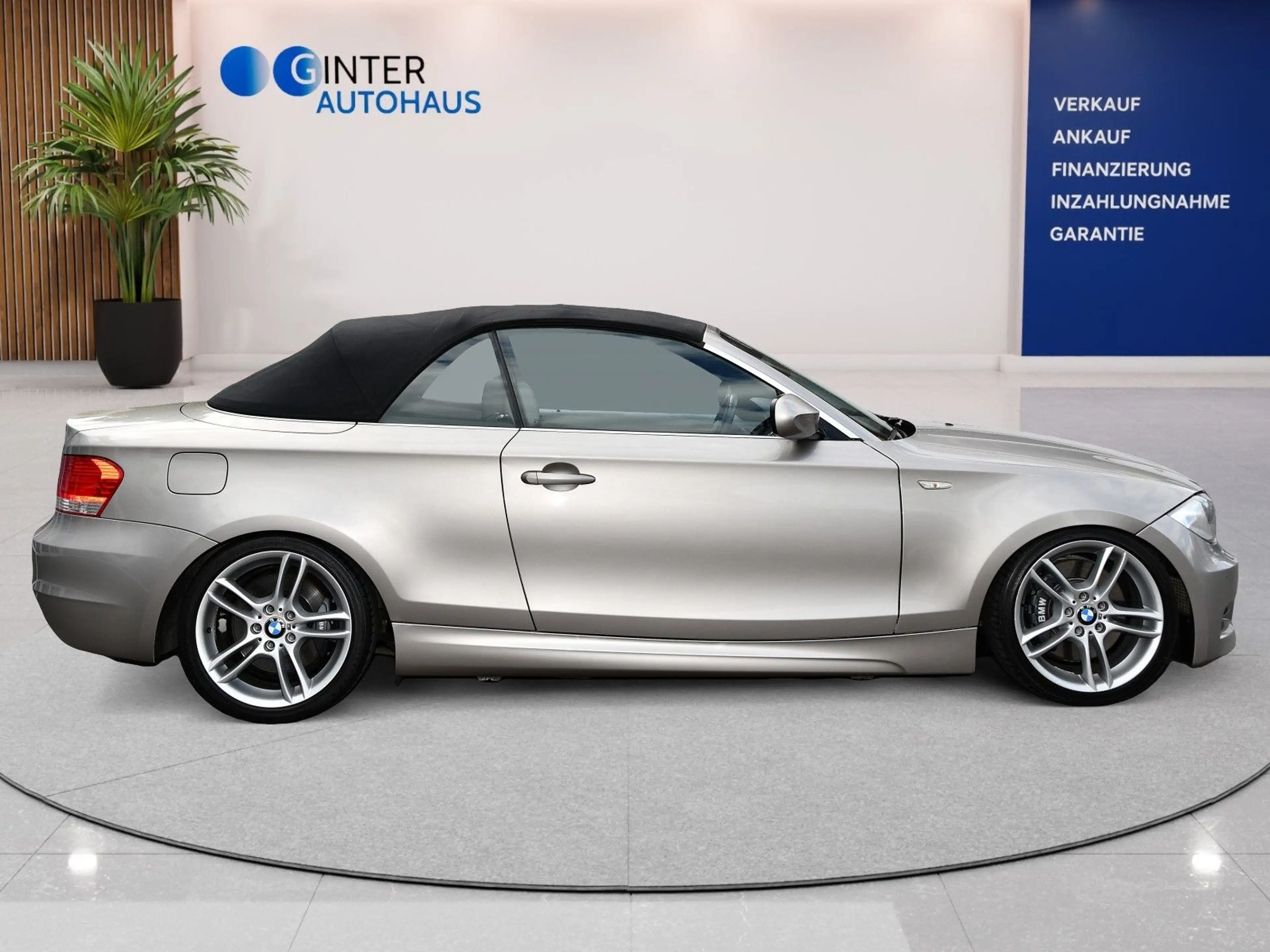 BMW 135 i Cabrio M/Sport-Paket*Professional*Xenon* — photo 3