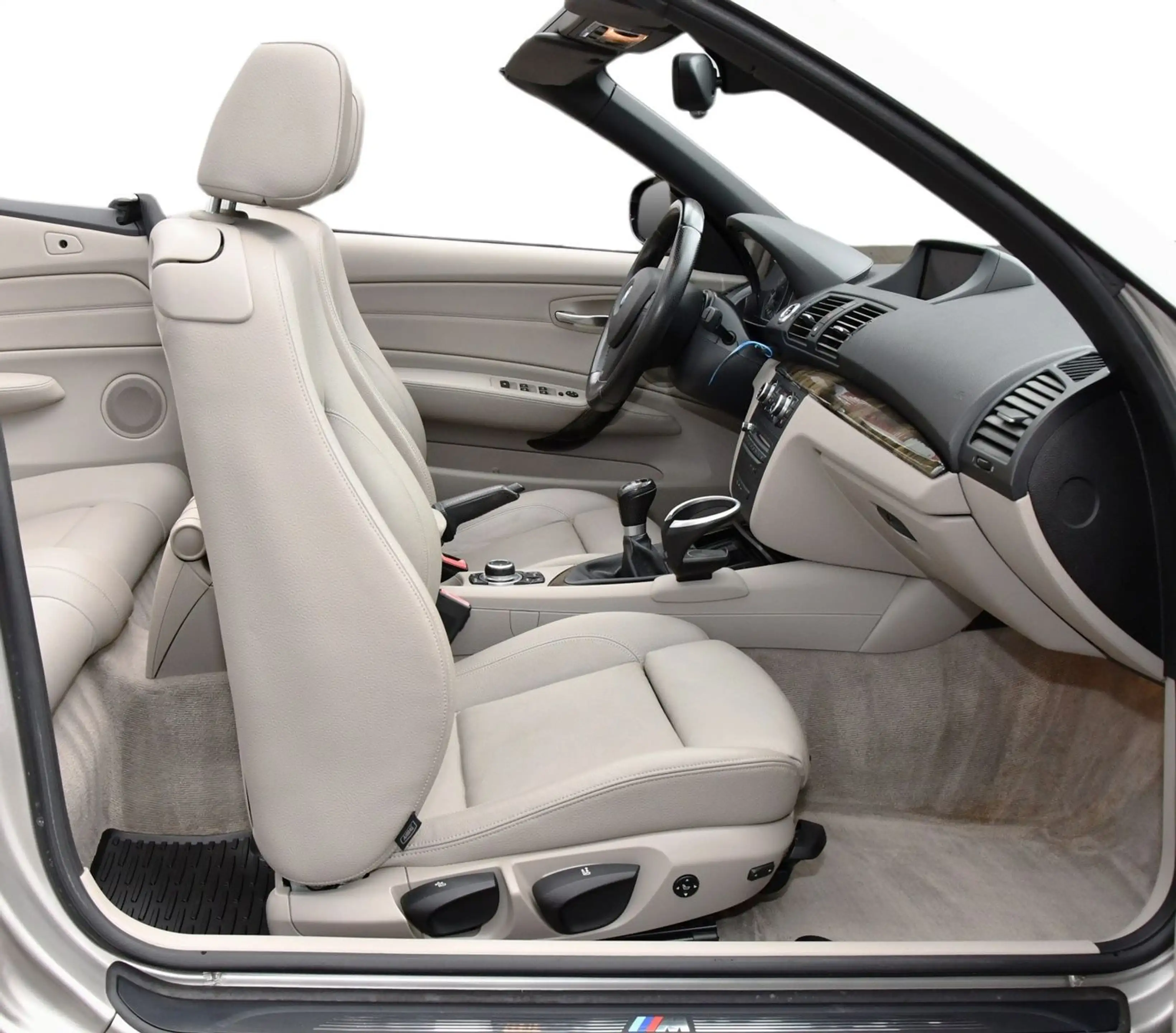 BMW 135 i Cabrio M/Sport-Paket*Professional*Xenon* — photo 12