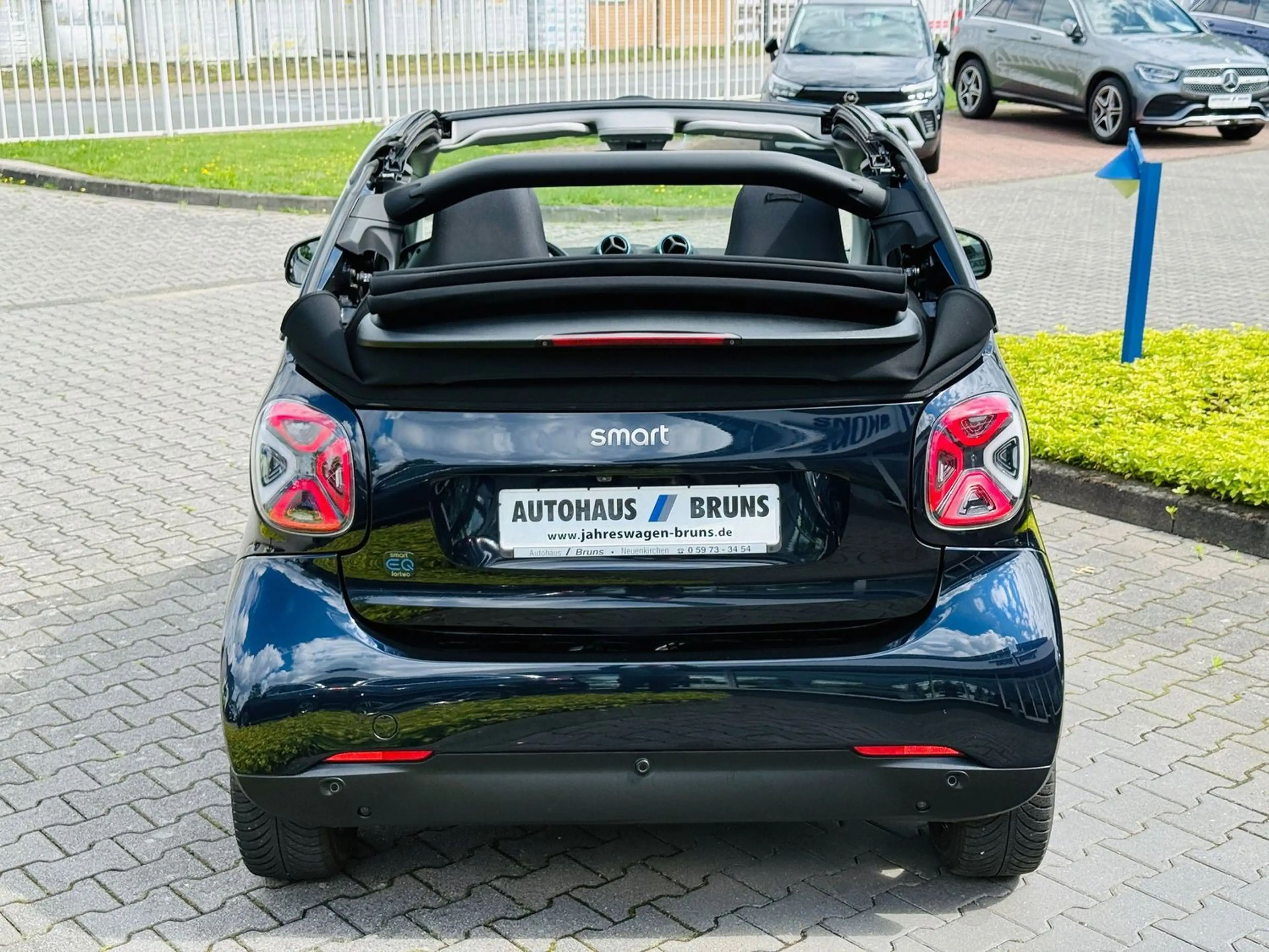 smart forTwo EQ CABRIO EXCLUSIVE, LED, PTS, RFK, W-Paket, SHZ, — photo 7