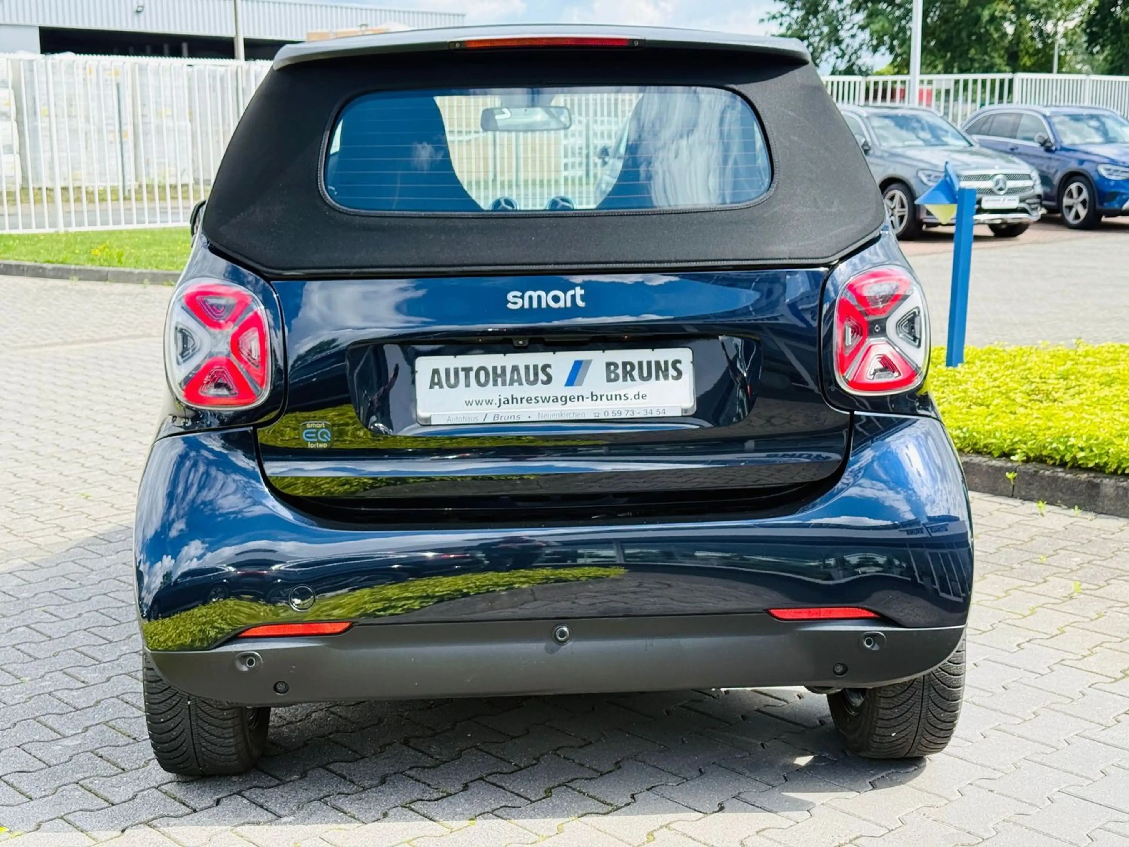 smart forTwo EQ CABRIO EXCLUSIVE, LED, PTS, RFK, W-Paket, SHZ, — photo 6