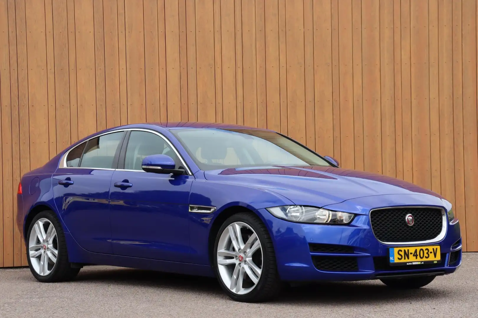 Jaguar XE 2.0 Prestige Pro Edition org. NL leer+el camera a. Bleu - 2