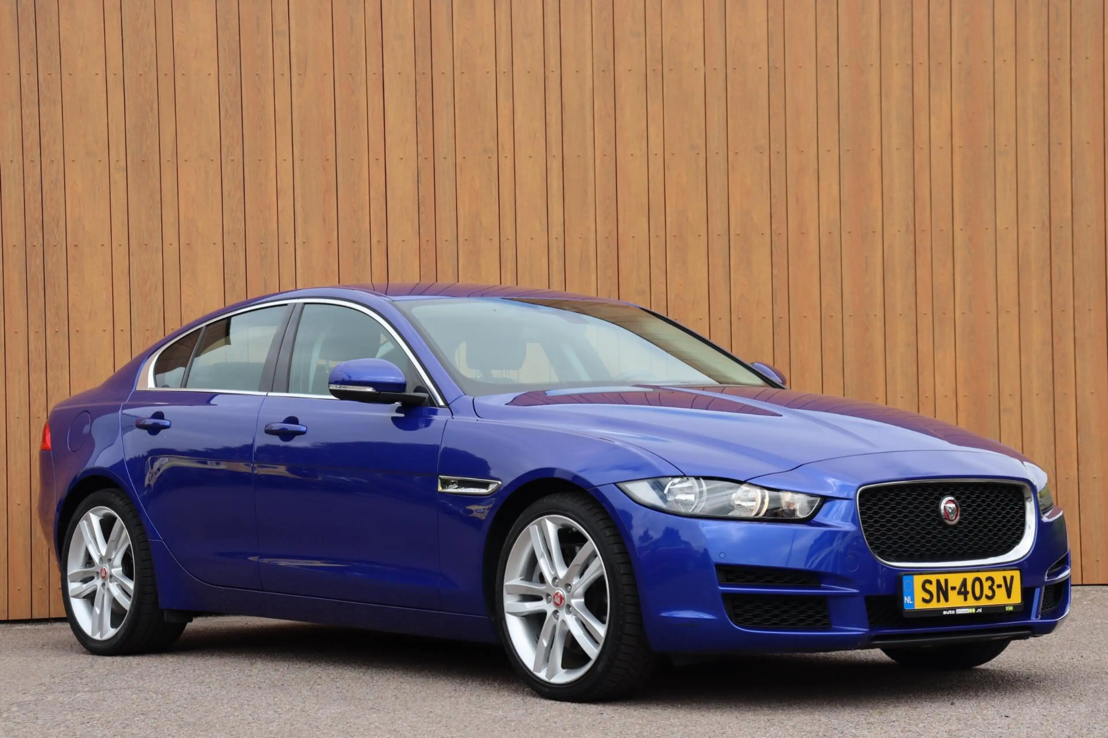 Jaguar XE 2.0 Prestige Pro Edition org. NL leer+el camera a. — photo 2