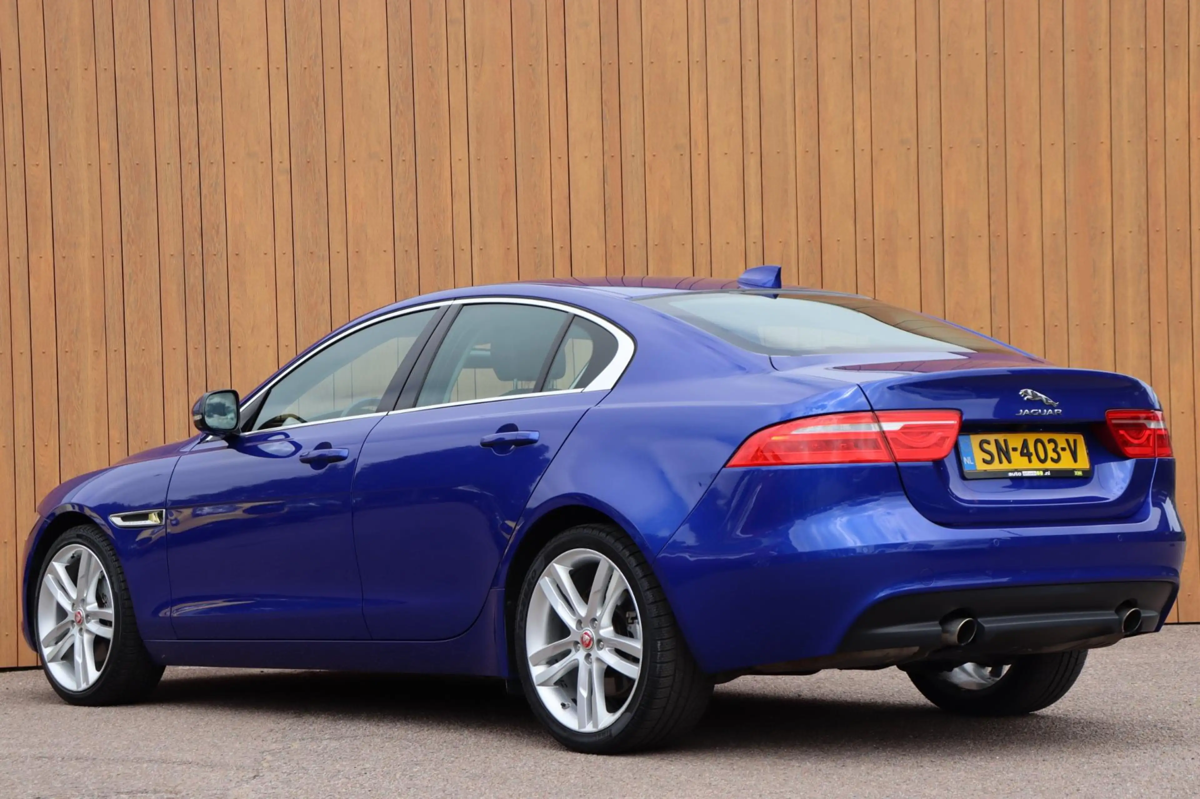 Jaguar XE 2.0 Prestige Pro Edition org. NL leer+el camera a. — photo 4