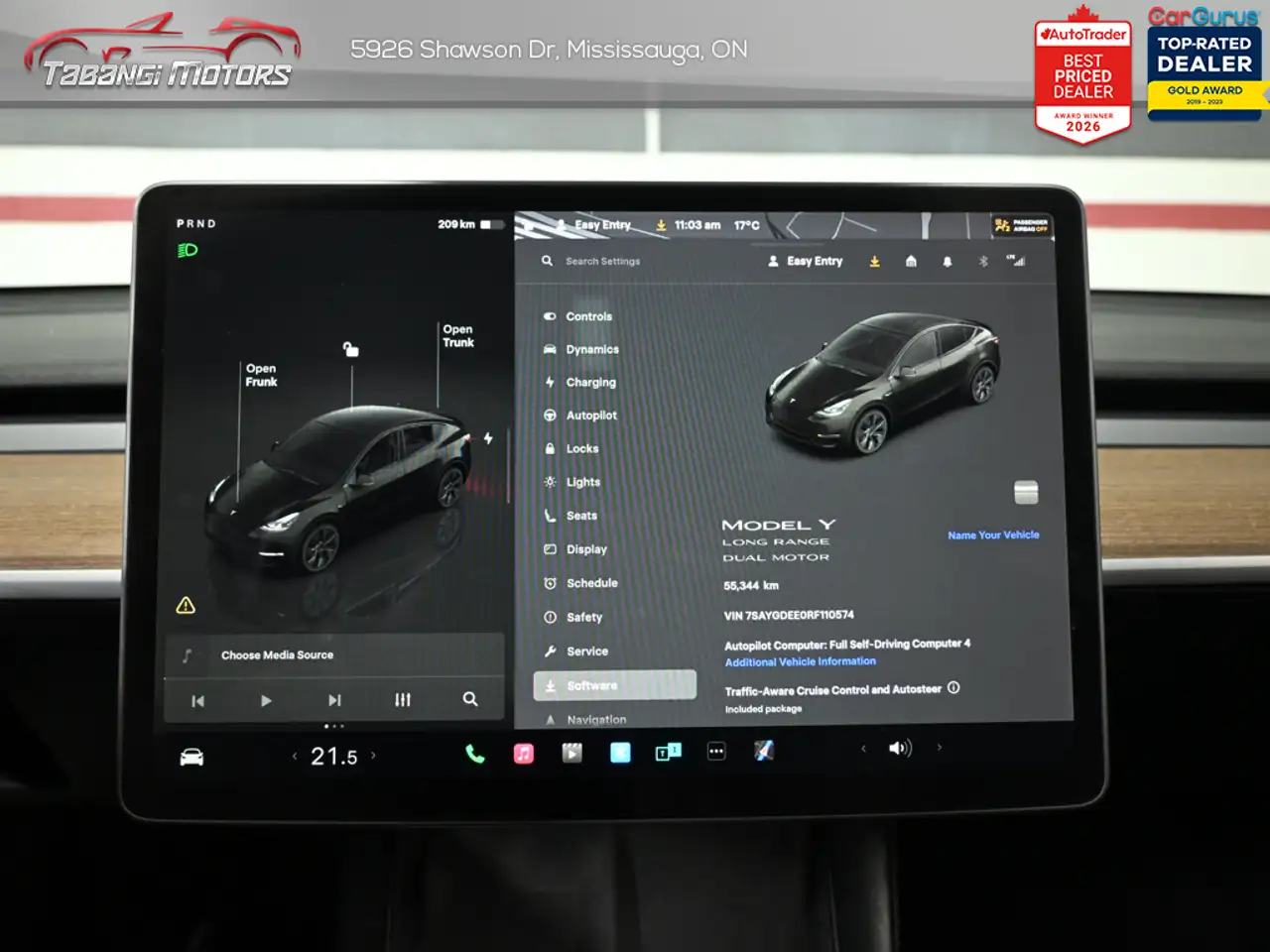 Tesla Model Y photo Tesla Model Y