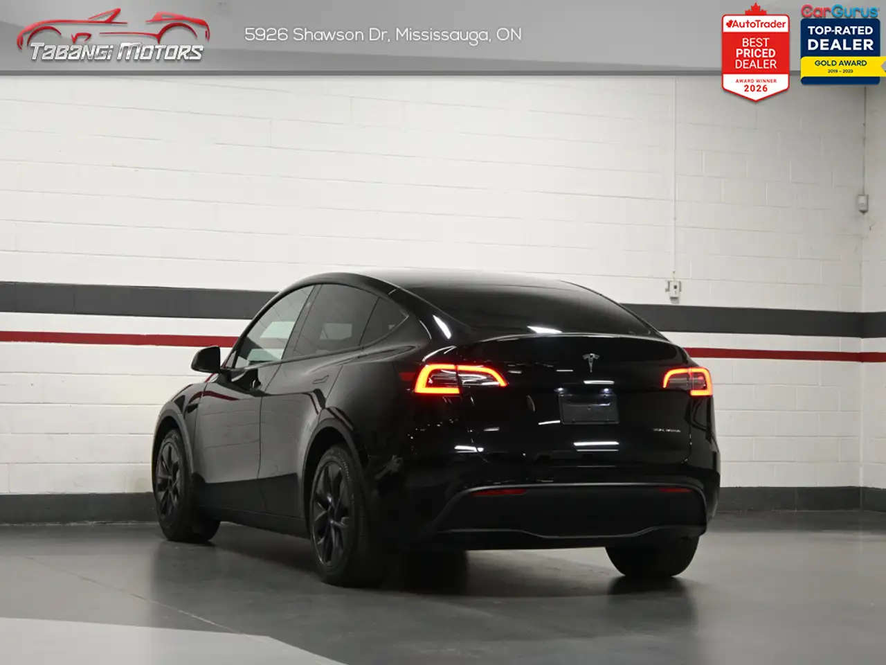 Tesla Model Y photo Tesla Model Y