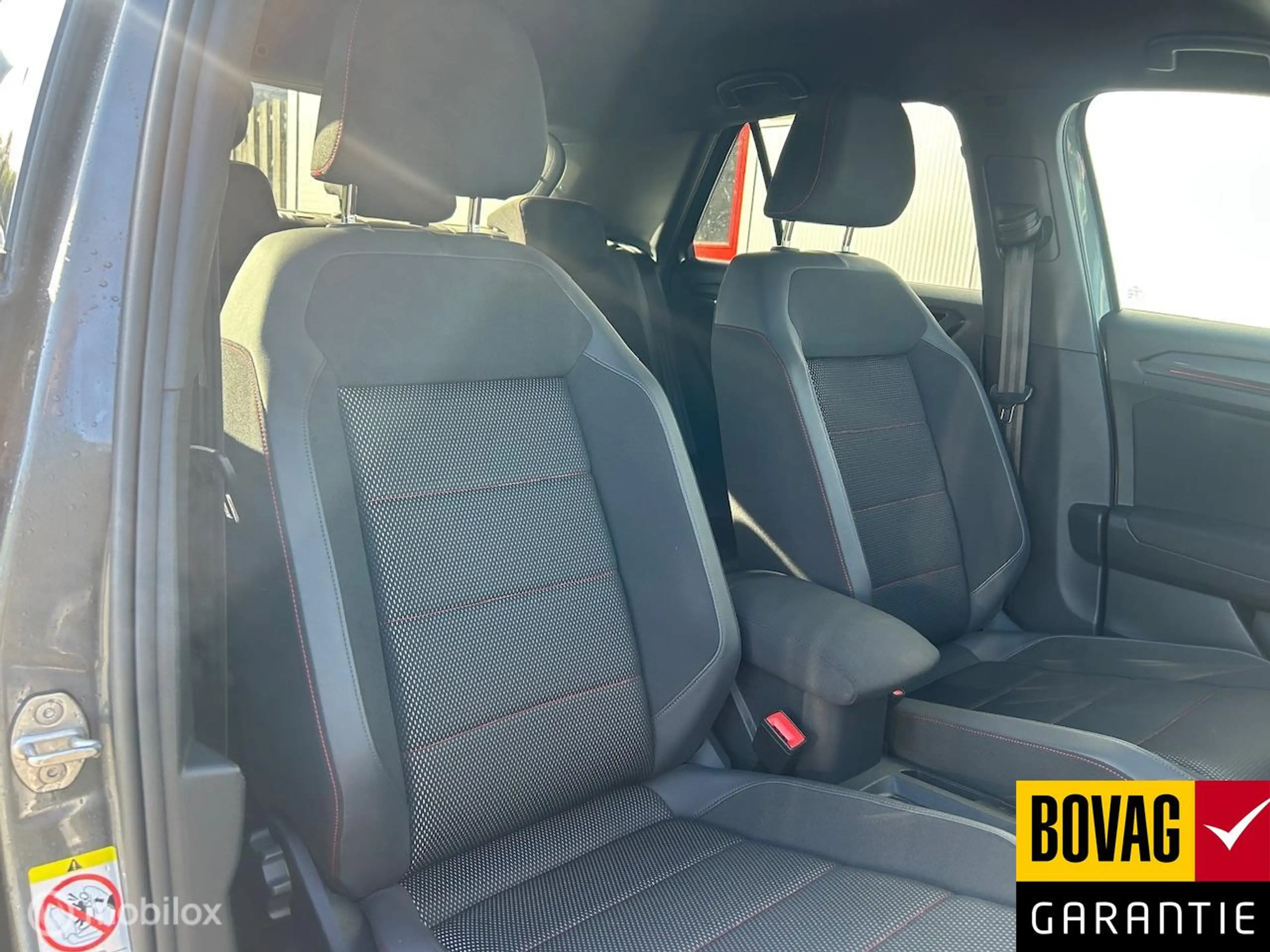 Volkswagen T-Roc 1.5 TSI Sport Business IQ drive Aut. Trekhaak afne — photo 7
