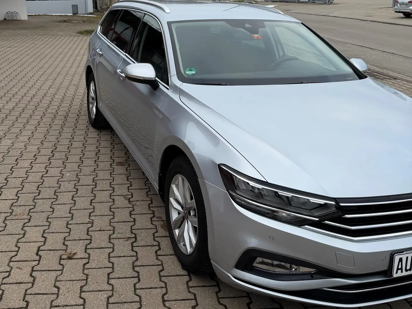 Volkswagen Passat Variant Business Automatik Beige - 2