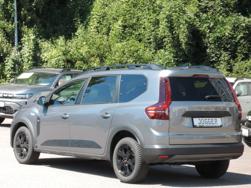 Dacia Jogger TCe 110 Extreme+ 7-Sitzer GJR,Kamera,SHZ — photo 7