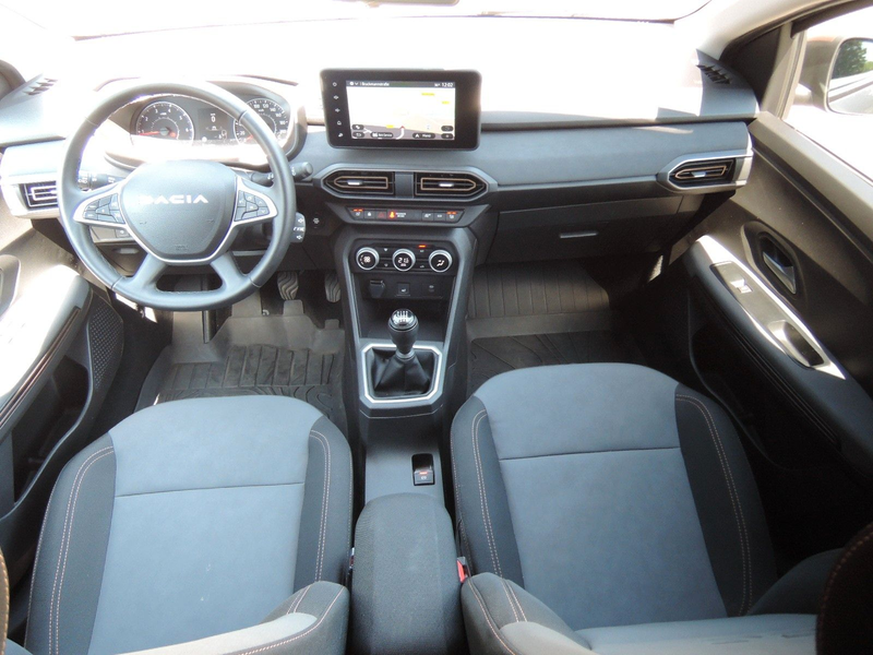Dacia Jogger TCe 110 Extreme+ 7-Sitzer GJR,Kamera,SHZ — photo 10